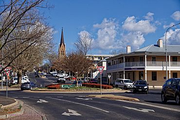 Street in Orange, NSW (49829373841).jpg