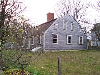 Harlow Old Fort House in Plymouth MA.jpg