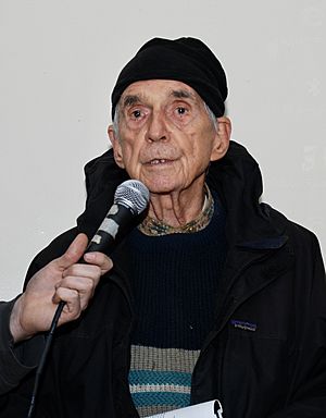 Father Daniel Berrigan speaking at a Witness Against Torture event held on December 18, 2008, in the Lower East Side (New York City).