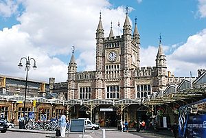 Bristol Temple Meads station (6466232797)
