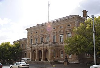 Hobart Town Hall.jpg