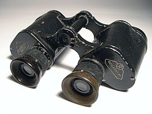 Koogan binoculars 01