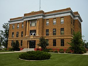 McPherson County Courthouse, July 2015