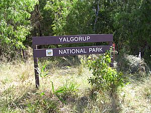 Yalgorup National Park sign 1 (E37@WTW2013)