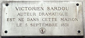 Plaque Victorien Sardou, 16 rue Beautreillis, Paris 4