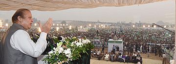 Prime Minister Nawaz Sharif addressing huge gathering in Sangla Hill, Pakistan