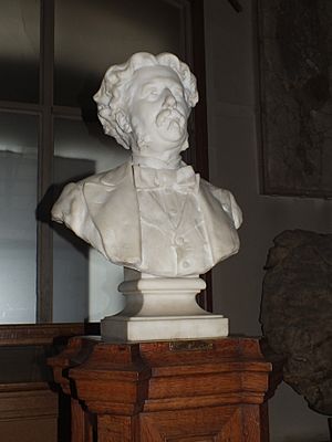 Statue Albert Gaudry MNHN (Matthieu Gauvain)