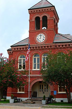 The Ascension Parish Courthouse is located on Railroad Avenue in Donaldsonville