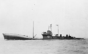 HMS K12 1924 IWM Q 067711