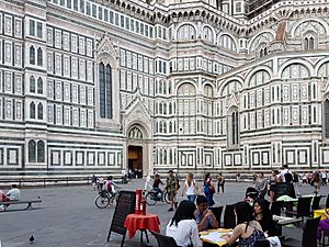 Restaurant in the Piazza del Duomo, Florence, Italy