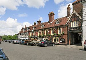 The Original White Hart pub, Market Place, Ringwood - geograph.org.uk - 174194.jpg