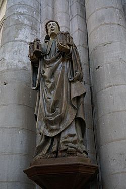 Robert de Molesme statue XVIe point peint 08345.JPG