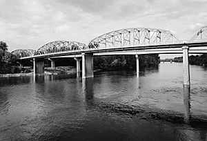 Ellsworth Street Bridge black and white.jpeg