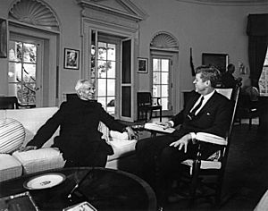 President John F. Kennedy with Indian President Sarvepalli Radhakrishnan, in the Oval Office (1)