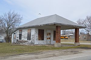 Blooming Grove former gas station