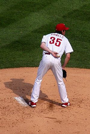 Cole Hamels pitching in 2007