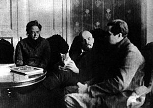 Krupskaya-Lenin-Eure-Feb-1920