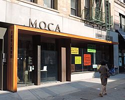 MOCA Centre St sunny morn jeh.JPG
