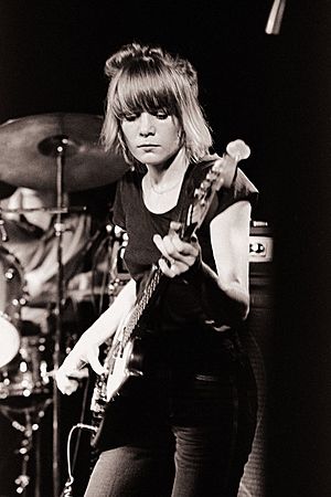 Tina Weymouth, 1977