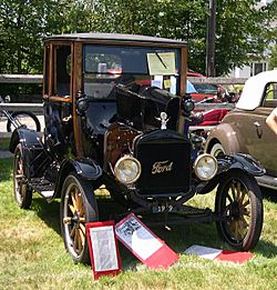 1919 Ford Model T Highboy Coupe 2