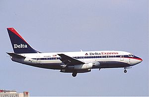 Delta Express Boeing 737-200 KvW