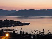 Gourock and the Firth of Clyde - geograph.org.uk - 1384332.jpg