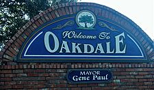 Oakdale, LA, welcome sign IMG 0156