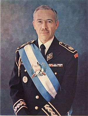 Foto alternativa del retrato presidencial de Kjell Eugenio Laugerud Garcia.jpg