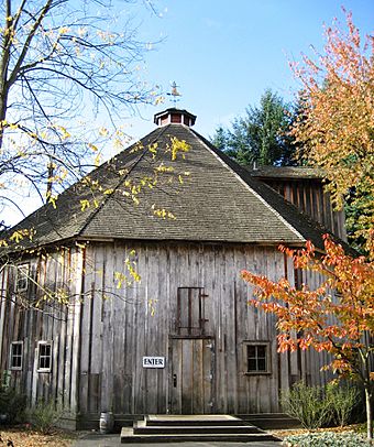 Imbrie Farm octagonal barn - Hillsboro Oregon.jpg