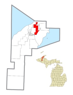 Location within Houghton County (red) and the administered portion of the Hubbell community (pink)