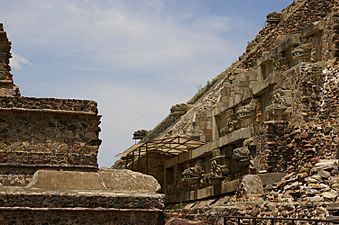 Teotihuacan-Pyramid of the Feathered Serpent-3025