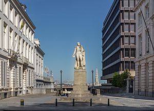 Brussels, standbeeld Augustin Daniel Graaf Belliard in de Koningsstraat foto3 2015-06-07 09.09