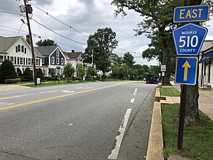 2018-07-31 12 49 45 View east along Morris County Route 510 (Main Street) at Morris County Route 525 (Hilltop Road) and Morris County Route 614 (Mountain Avenue) in Mendham, Morris County, New Jersey