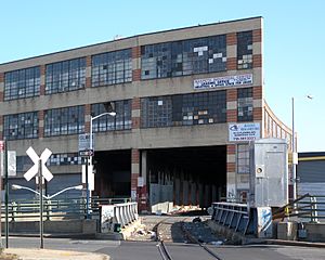 Maspeth Industrial Center Bushw LIRR jeh