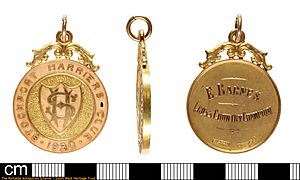 Modern 'Cross Country Champion' medal (FindID 975244)