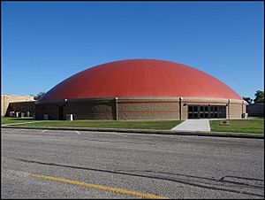A hurricane shelter/high school gym in Woodsboro, Texas