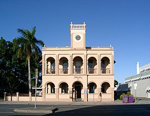 Mackay QLD, Town Hall 1912.jpg