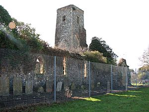 The ruined church of St Margaret - geograph.org.uk - 1717813