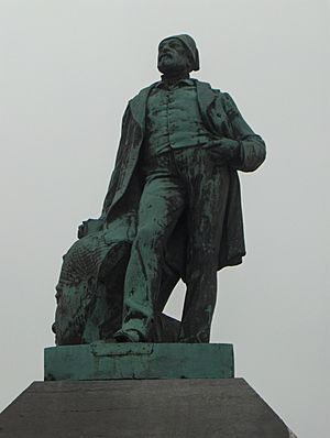 Auguste Mariette statue, Boulogne-sur-Mer