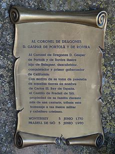 Placa a Gaspar de Portolà davant el Castell de Pradell (Preixens)
