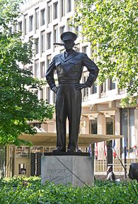 Statue of Dwight Eisenhower, Grosvenor Square W1