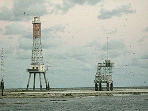 Creal Reef Light and weather station.jpg