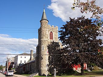 St. Thomas Episcopal Church, Dover, NH.JPG