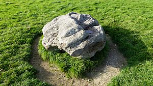 The Cuckoo Stone, Wiltshire.jpg