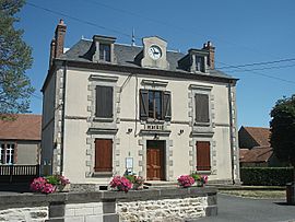 The town hall in Voussac