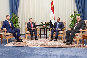 Secretary Kerry Meets With King Abdullah, President Al-Sisi, President Abbas on Sidelines of Economic Conference in Egypt