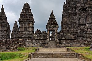 Yogyakarta Indonesia Prambanan-temple-complex-23