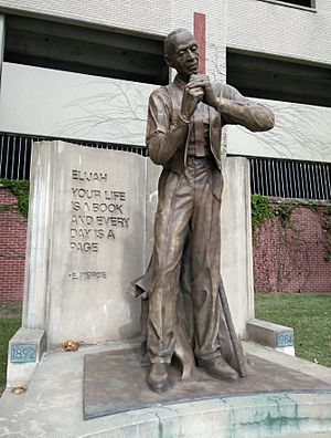Sculpture of Elijah Pierce.jpg