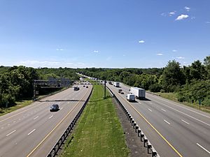 2021-06-17 15 12 24 View west along Interstate 78 and U.S. Route 22 (Phillipsburg-Newark Expressway) from the overpass for New Village Road in Greenwich Township, Warren County, New Jersey