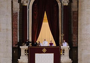 Papa Francisco recién elegido 2